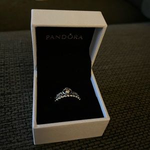 Pandora princess tiara crown ring
